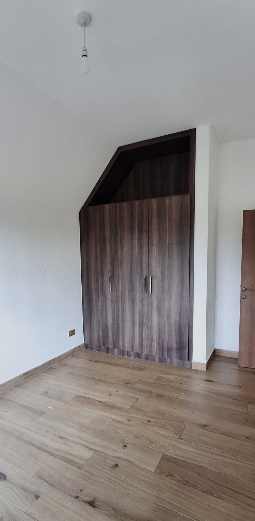 4BR Townhouse with DSQ & Pool Access - Syokimau