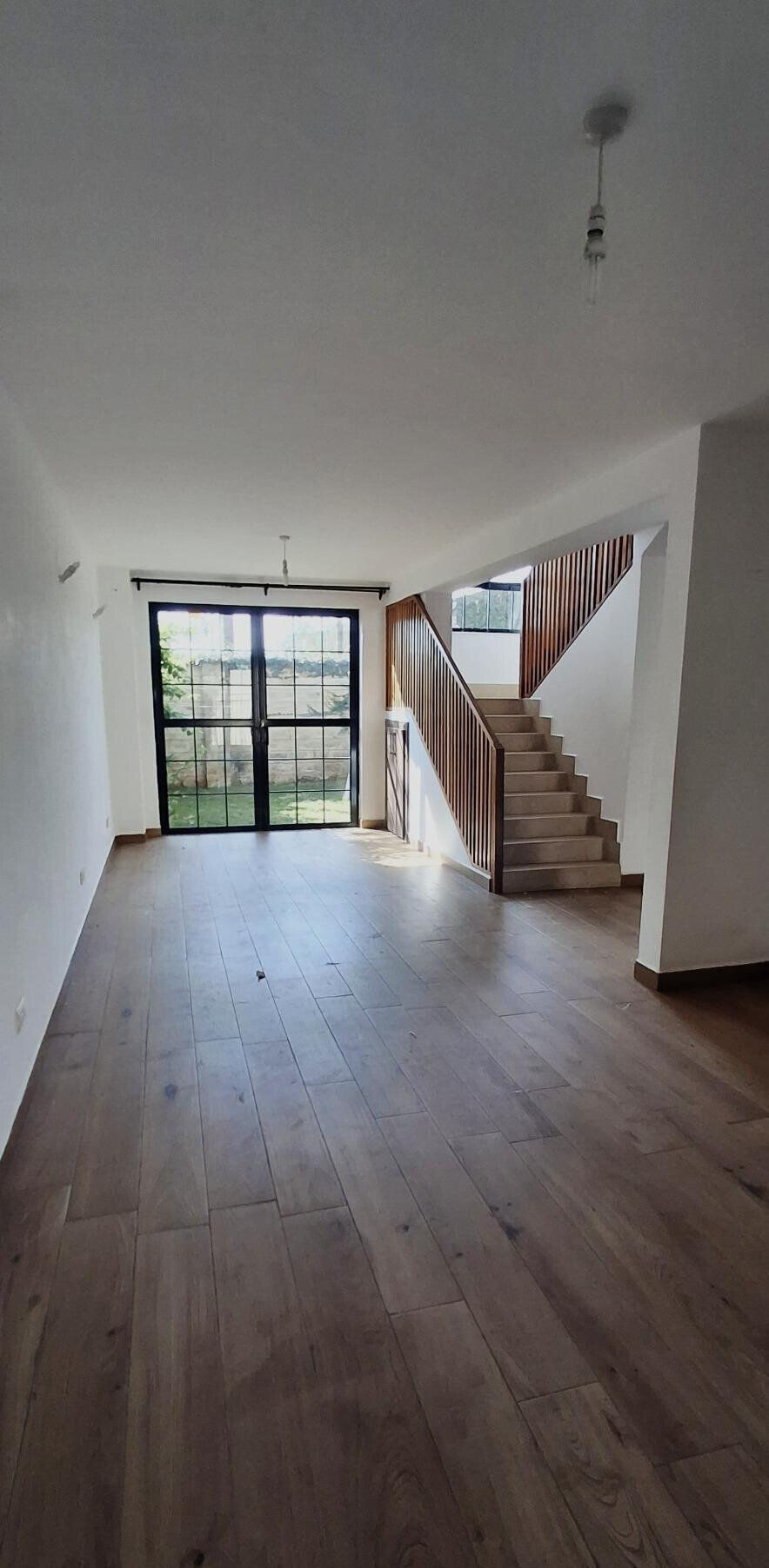 4BR Townhouse with DSQ & Pool Access - Syokimau