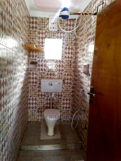 Furnished 2bdrm Bungalow in Malaba Central for Sale - Image 3