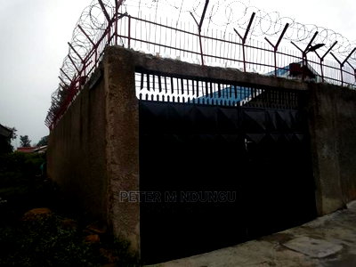 Furnished 2bdrm Bungalow in Malaba Central for Sale - Image 2