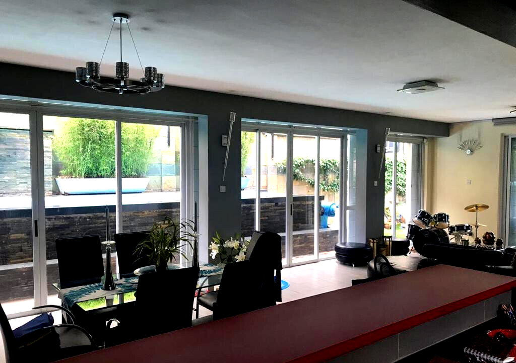 5-Ensuite Villa with Private Heated Pool & Rooftop Bar - Lavington