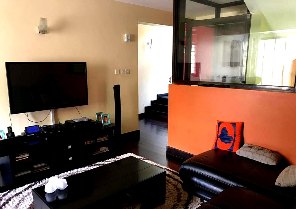 5-Ensuite Villa with Private Heated Pool & Rooftop Bar - Lavington