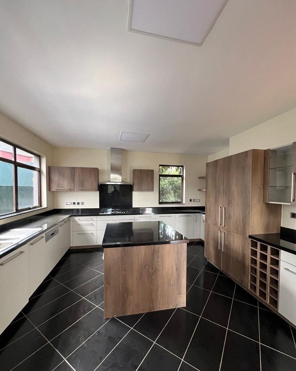 Brand New 5-Ensuite Townhouse with DSQ & Inverter - Lavington