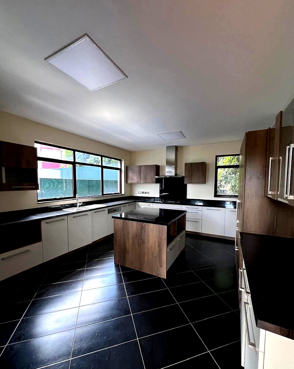 Brand New 5-Ensuite Townhouse with DSQ & Inverter - Lavington