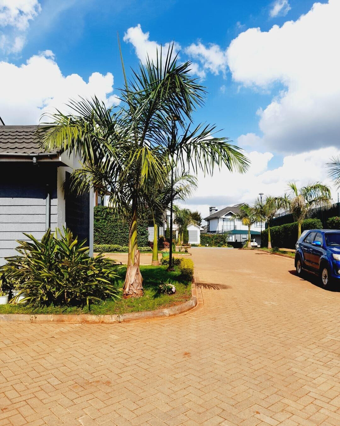4BR All-Ensuite Maisonette with Pool & Gym - Runda
