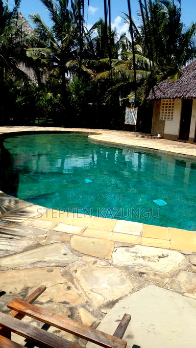 Furnished 4bdrm House in Golf &amp; Living, Ukunda for rent - Image 17