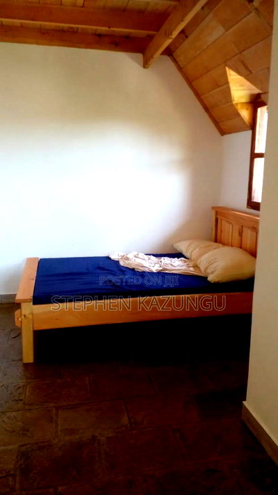 Furnished 4bdrm House in Golf &amp; Living, Ukunda for rent - Image 11