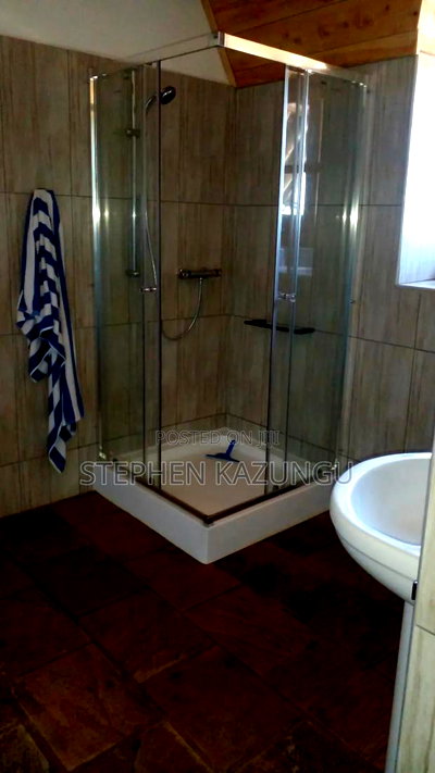 Furnished 4bdrm House in Golf &amp; Living, Ukunda for rent - Image 20