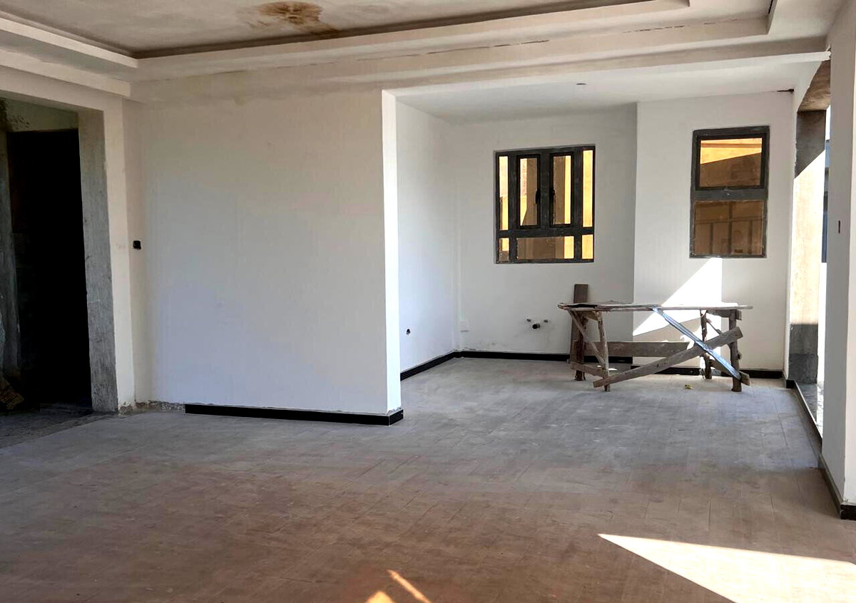 90% Complete 5BR All-Ensuite Villa with Rooftop Terrace - Runda