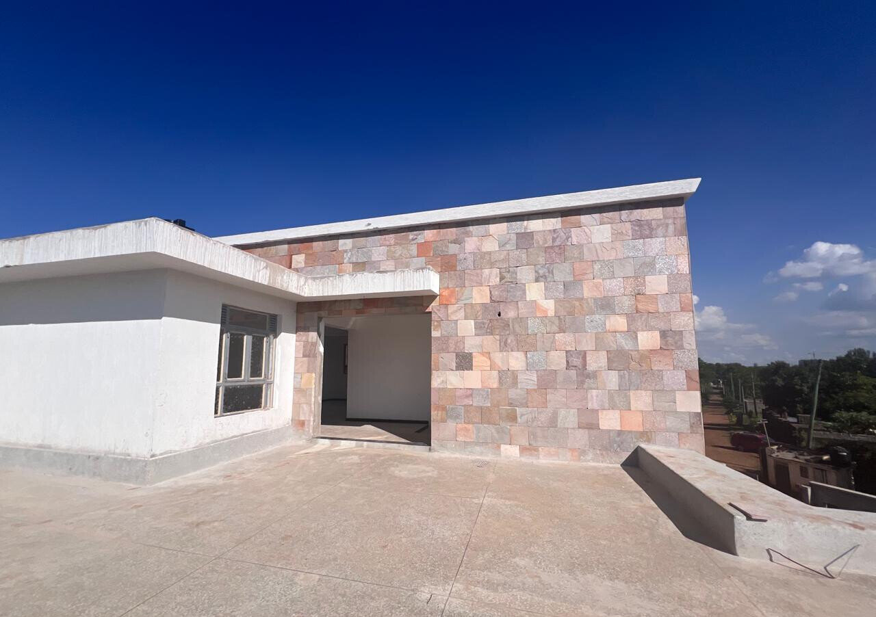90% Complete 5BR All-Ensuite Villa with Rooftop Terrace - Runda