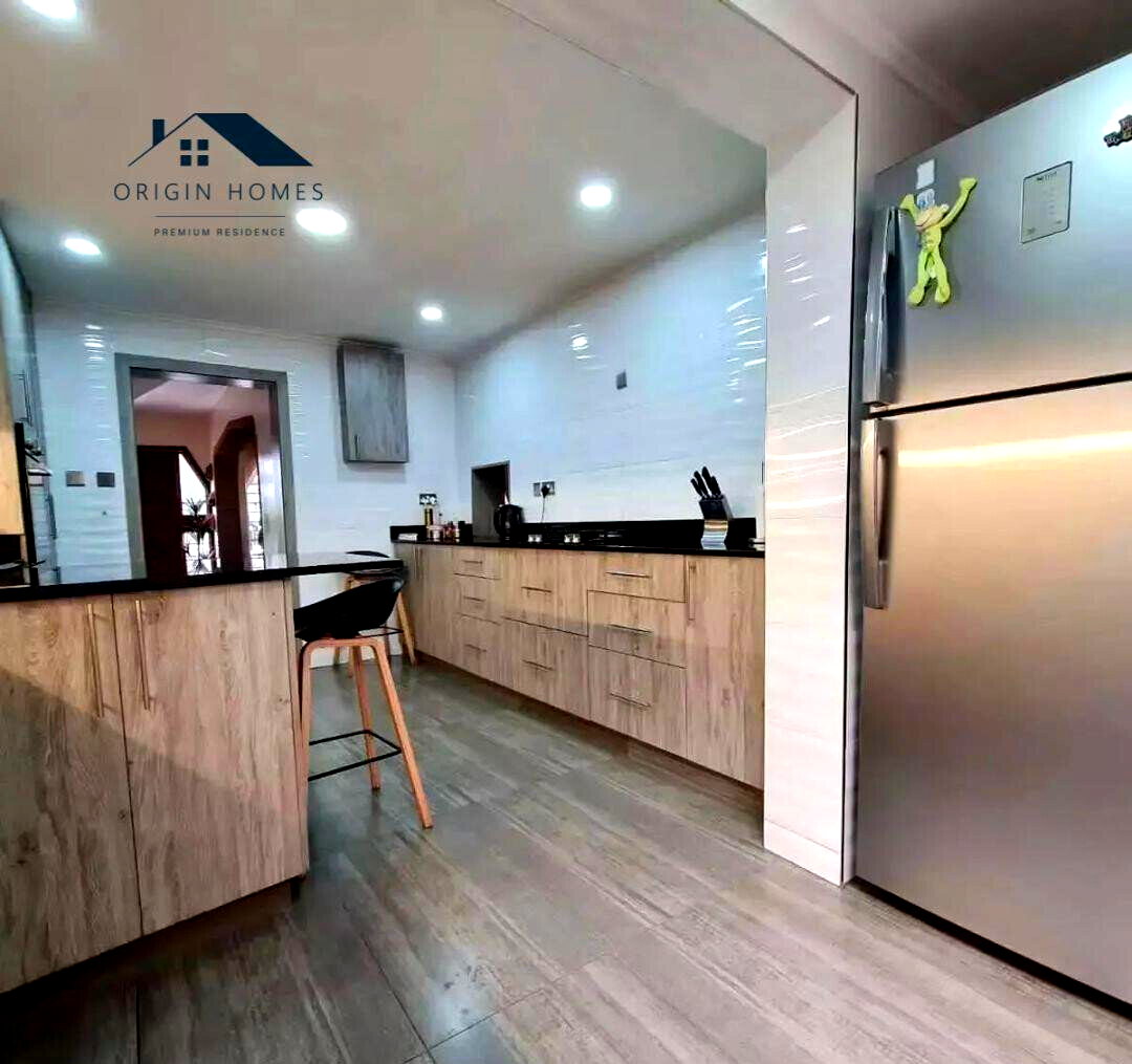 Refurbished 4BR Townhouse with Office & DSQ - Westlands