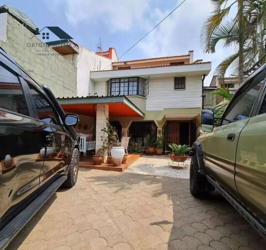 Refurbished 4BR Townhouse with Office & DSQ - Westlands