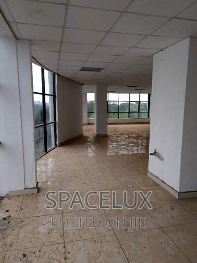 1530 SQFT Office in a Nice Complex - Image 2