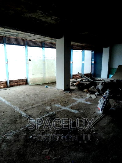 1530 SQFT Office in a Nice Complex - Image 5