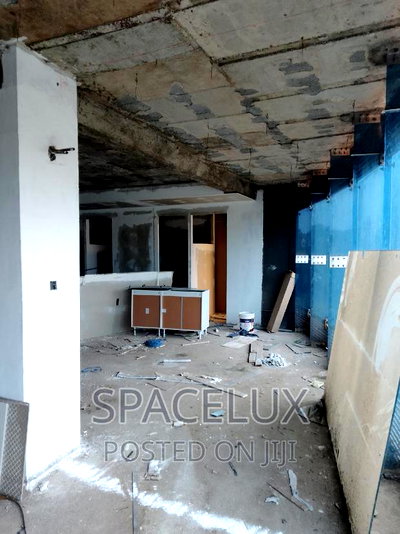 1530 SQFT Office in a Nice Complex - Image 4