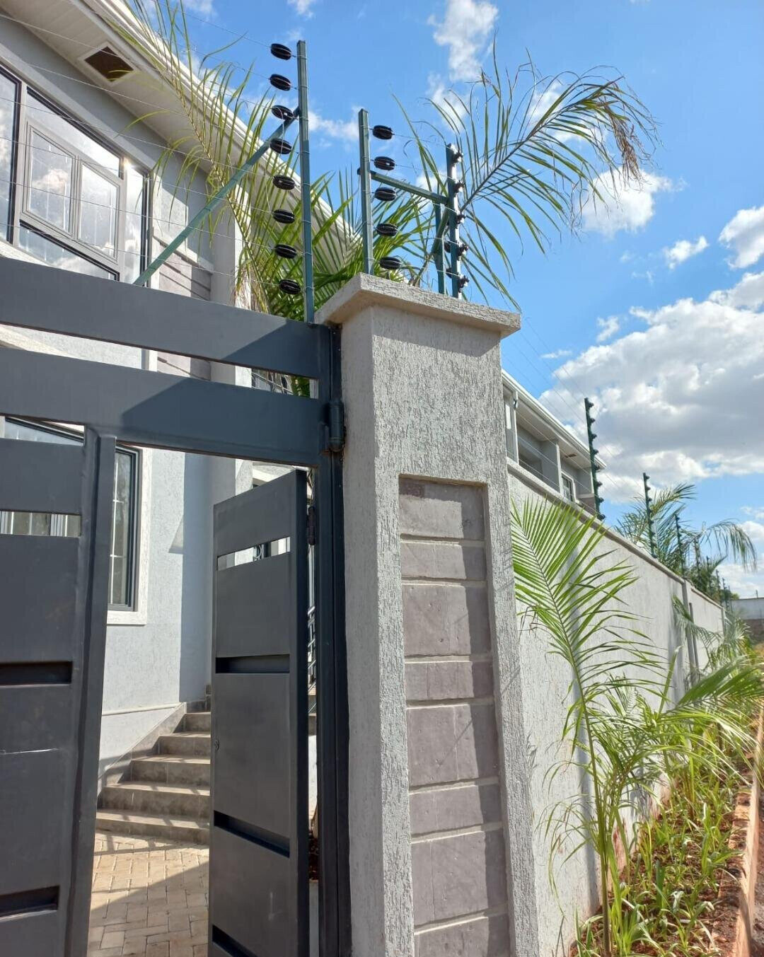 3BR Townhouse with High-End Finishes & Electric Fence - Kitengela