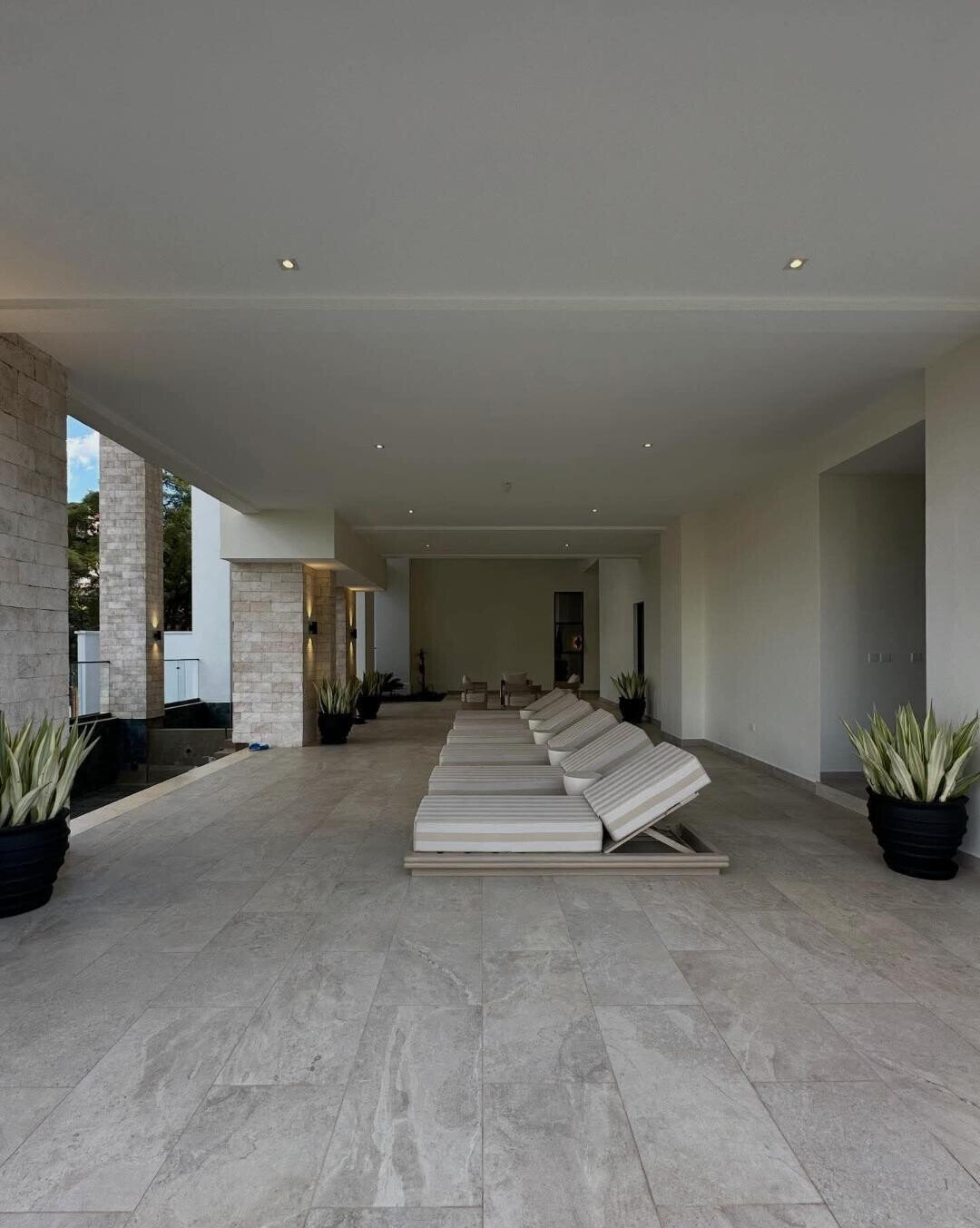 2BR Riverside Apartment with Sky Gardens & Heated Pool – KES 30M