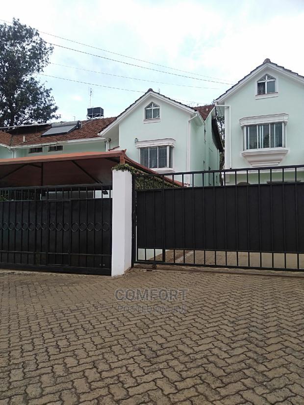 4bdrm Townhouse in Lavington for Sale