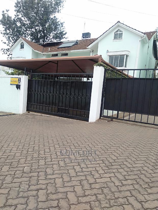 4bdrm Townhouse in Lavington for Sale