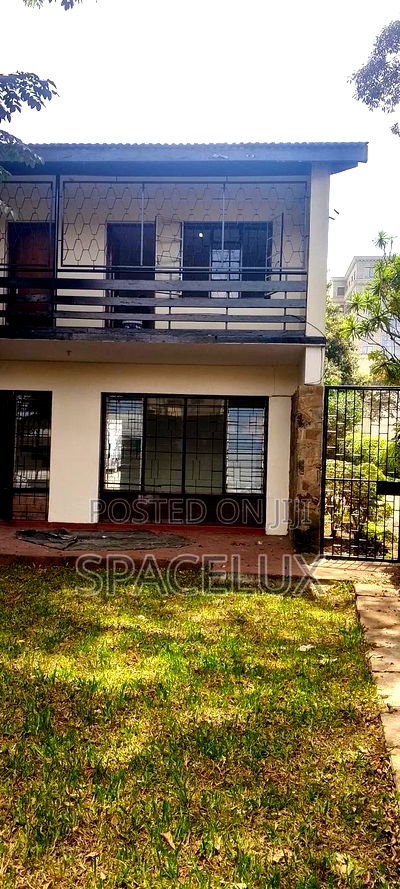 Good Office Tucked in Rush Greenary - Image 1