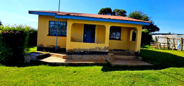3bdrm Bungalow in Iten Cbd, Kamariny for sale