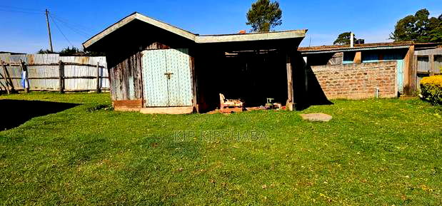 3bdrm Bungalow in Iten Cbd, Kamariny for sale
