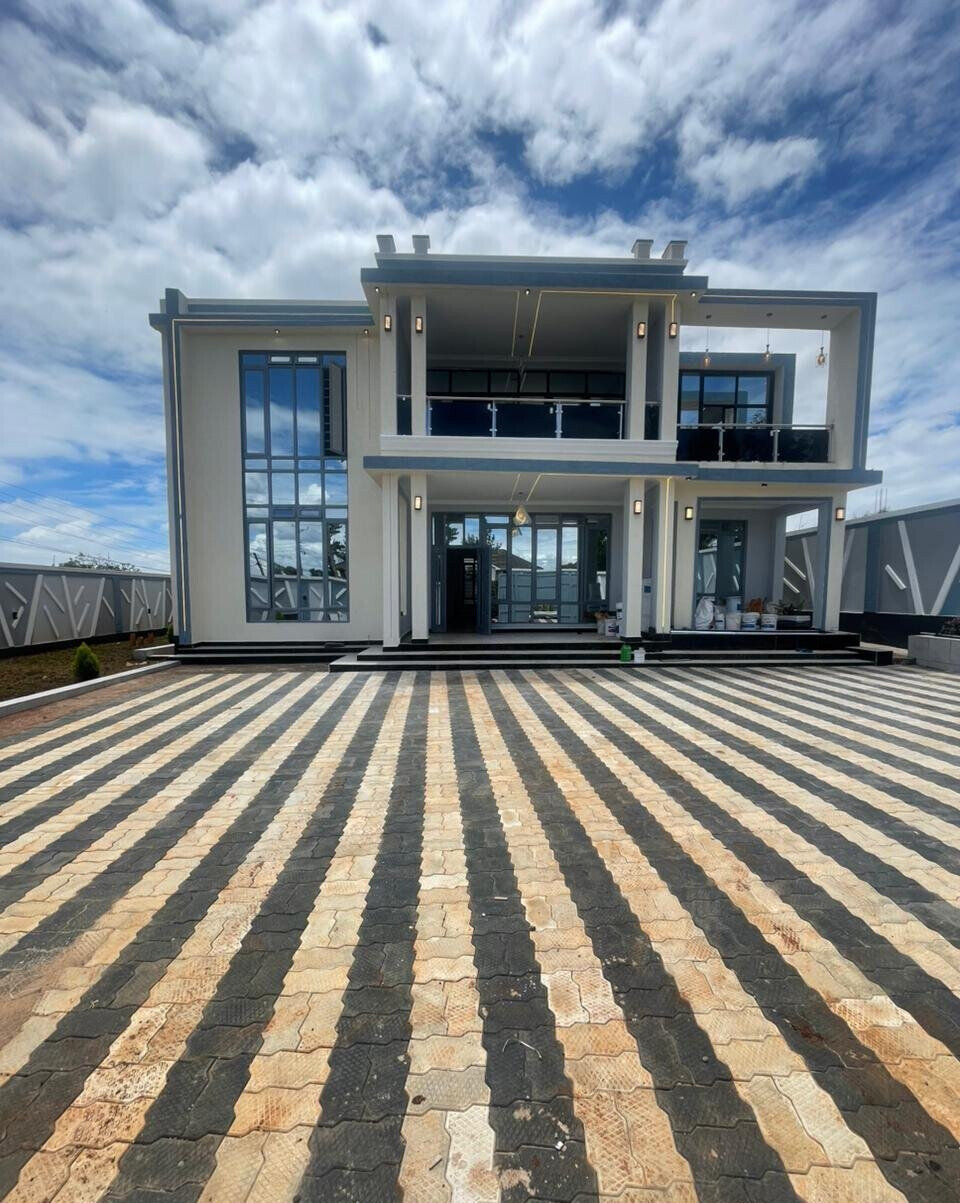 5BR Garden Estate for KSh 25M