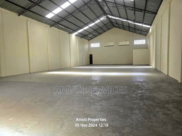 Syokimau: 4000sqft Godown to Let