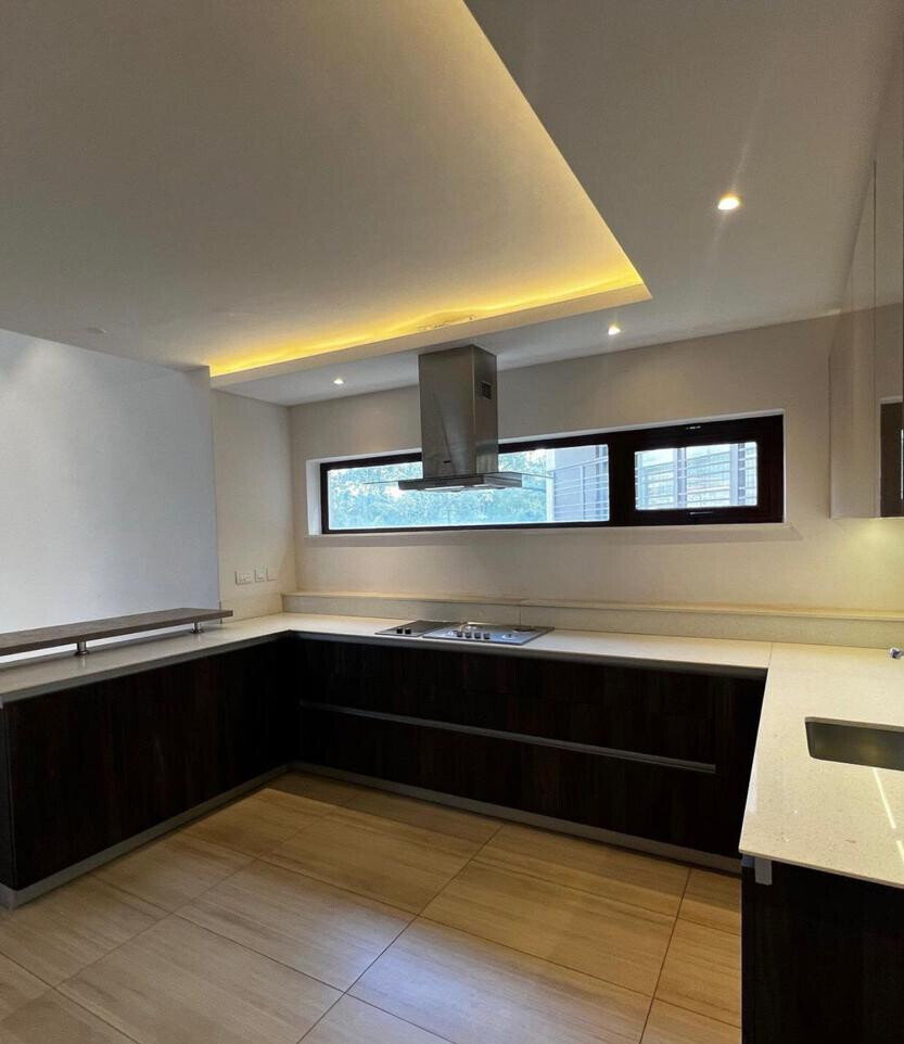 3-Level 4-Ensuite Townhouse with Generator - Lavington