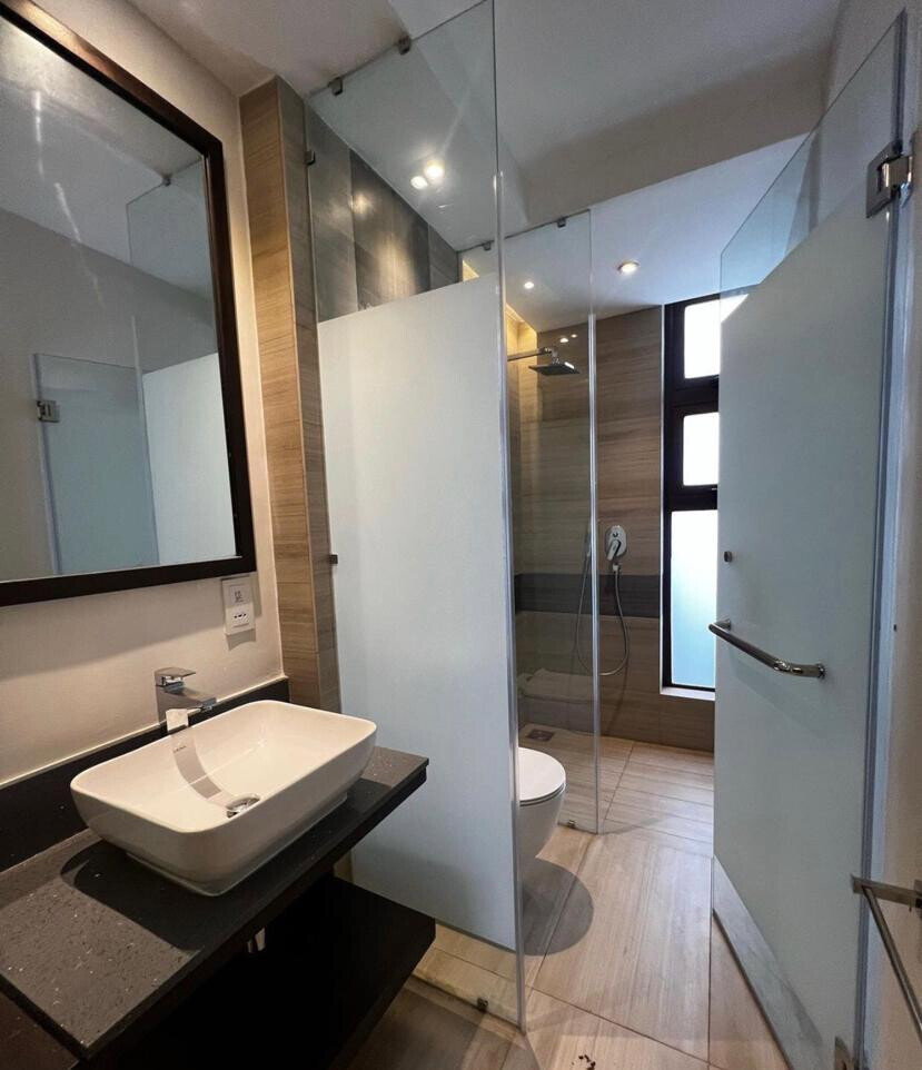3-Level 4-Ensuite Townhouse with Generator - Lavington