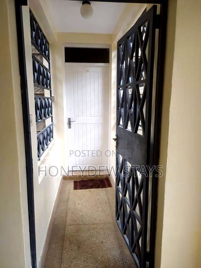 3bdrm Apartment in Pride Park, Embakasi, Nyayo Estate for sale - Image 5