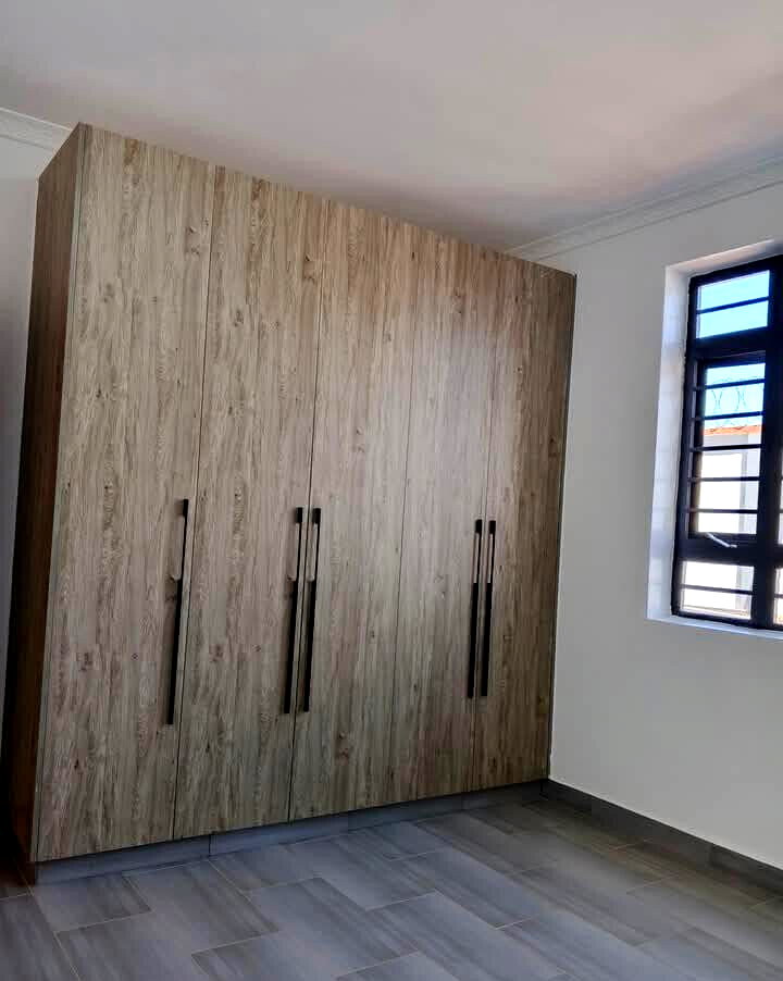5-Bed Gated Townhouse with Private Garden - Ruiru