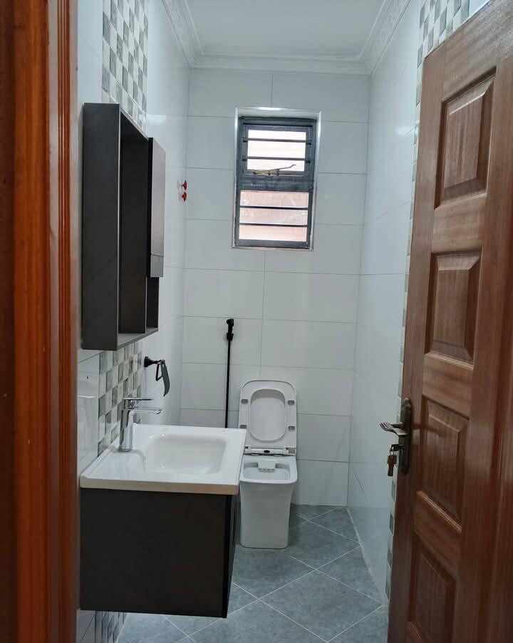 5-Bed Gated Townhouse with Private Garden - Ruiru