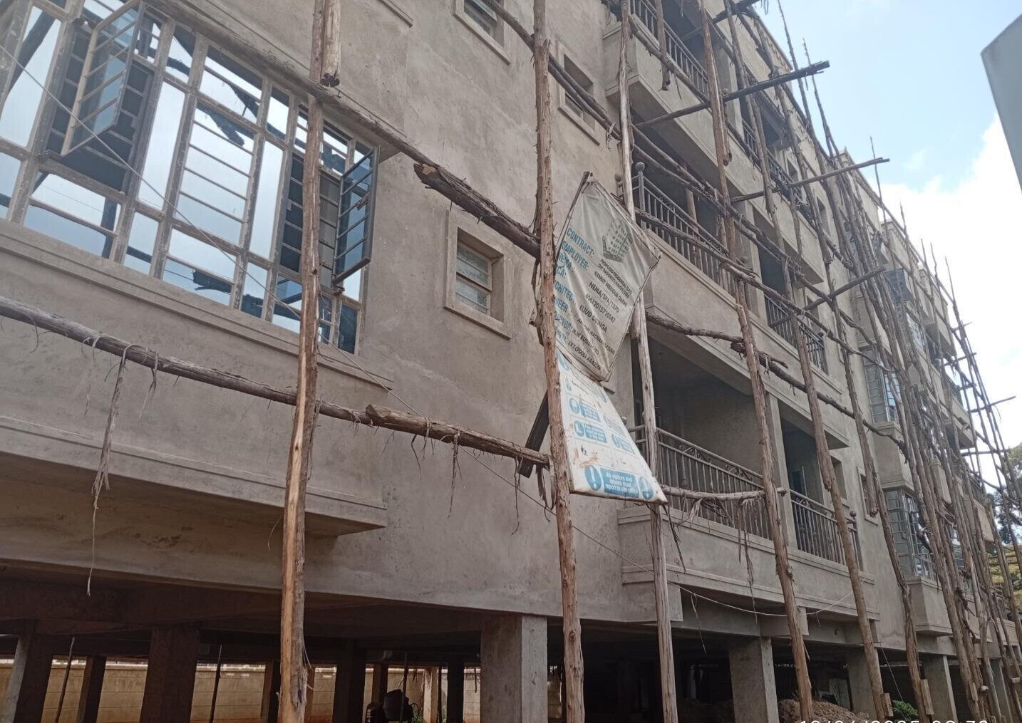 Quarter Acre Commercial Plot with Parking