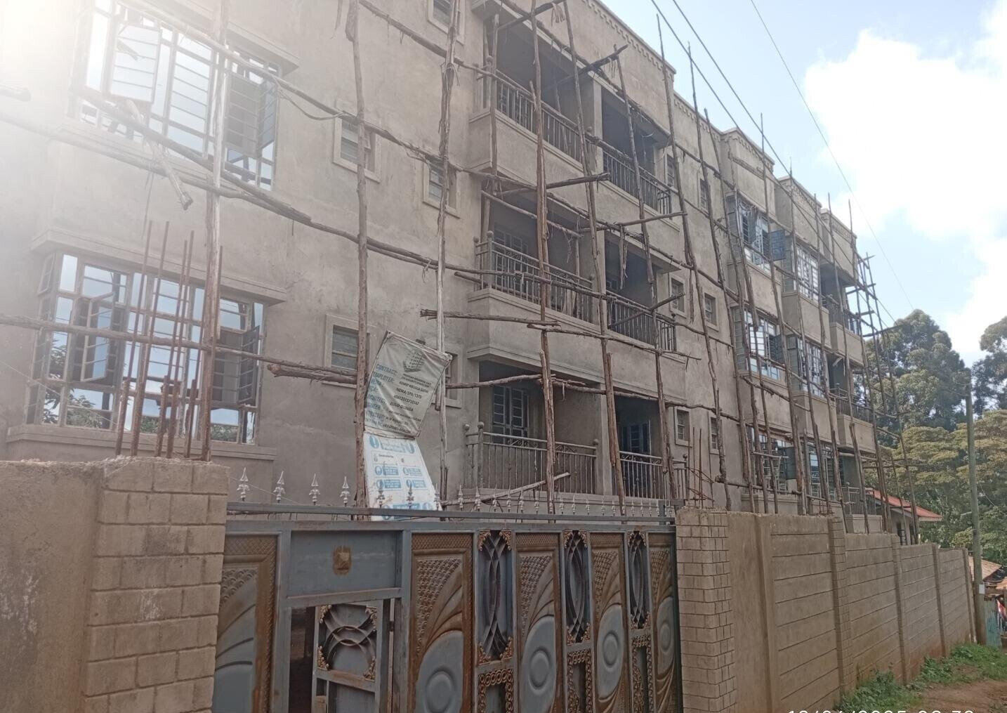 Quarter Acre Commercial Plot with Parking