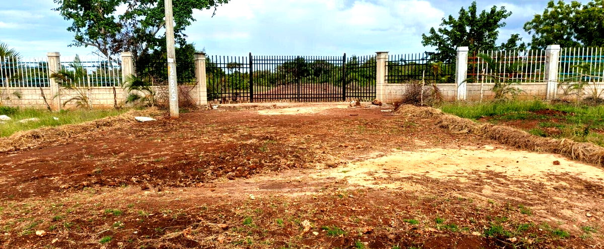 Half Acre Commercial Plot with Parking - Ukunda