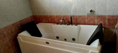 5bdrm Townhouse/Terrace in Kahawa Sukari, Nairobi Central for sale - Image 18