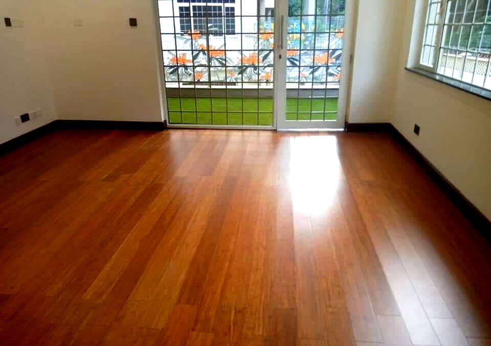 New 4-Ensuite Townhouse with Cinema & Lift - Spring Valley
