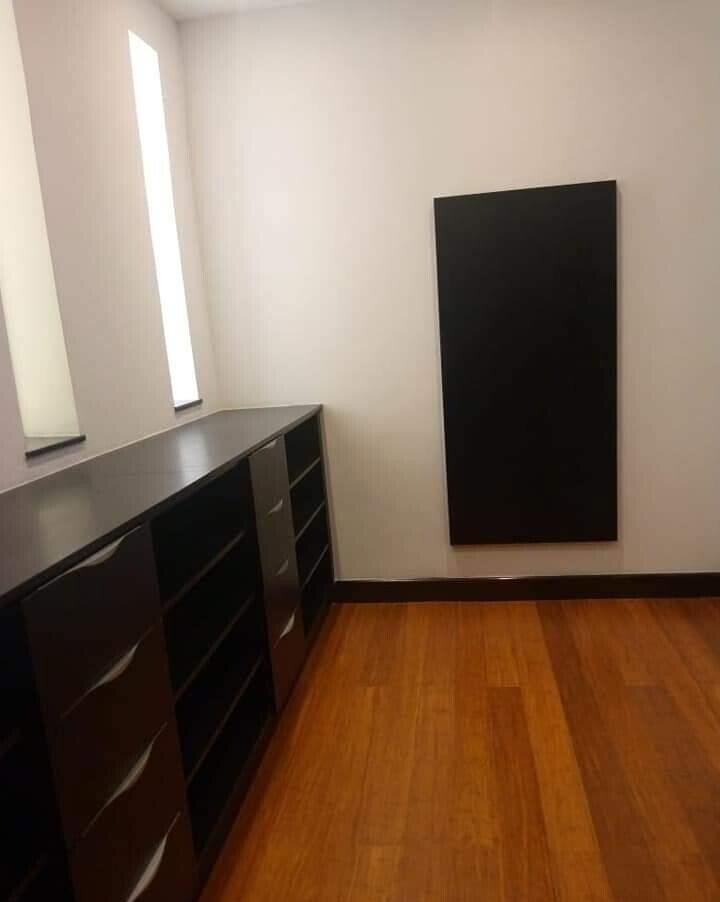 New 4-Ensuite Townhouse with Cinema & Lift - Spring Valley