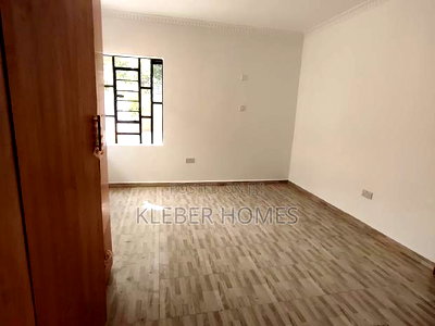 3bdrm Bungalow in Matasia for sale - Image 9