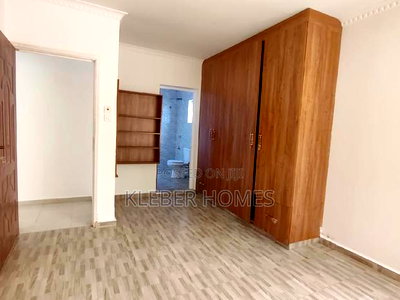 3bdrm Bungalow in Matasia for sale - Image 7