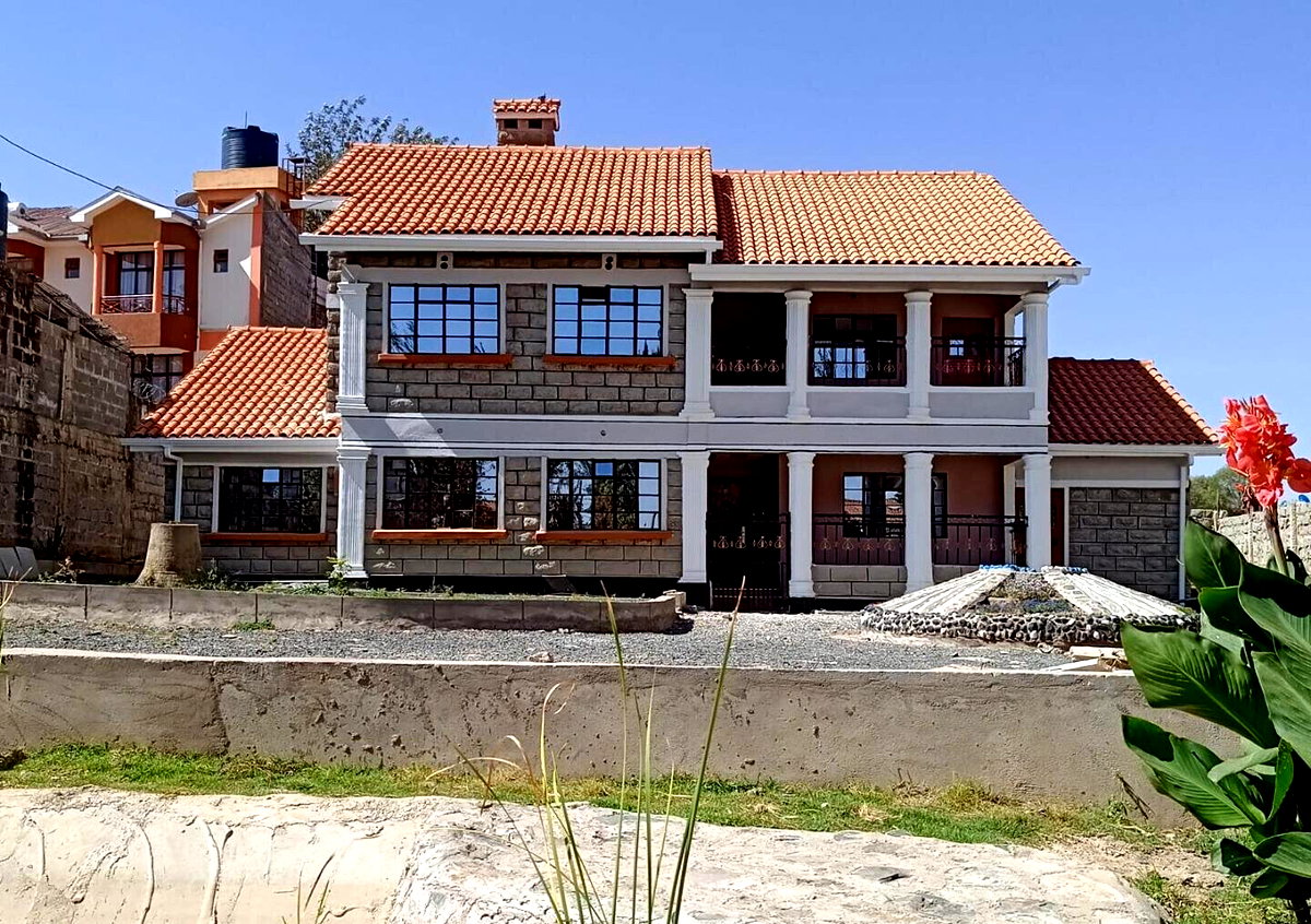 4-Bed All Ensuite Maisonette with DSQ on 0.3 Acre - Mountain View, Nanyuki