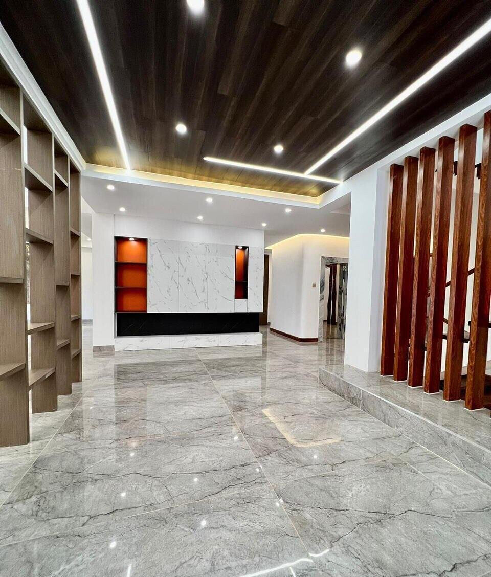 6-Ensuite Villa with Panic Room & BBQ Terrace - Lavington
