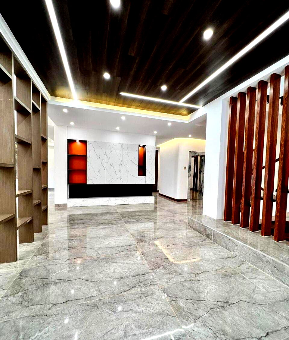 6-Ensuite Villa with Panic Room & BBQ Terrace - Lavington