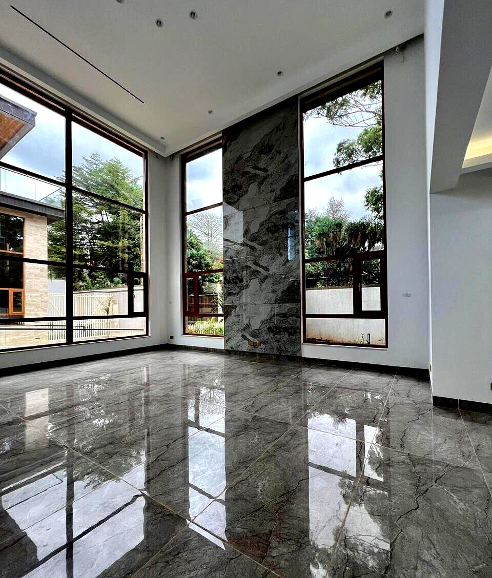 6-Ensuite Villa with Panic Room & BBQ Terrace - Lavington