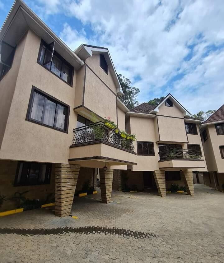 Newly Built 4-Ensuite Townhouse with Garden - Muthangari, Lavington