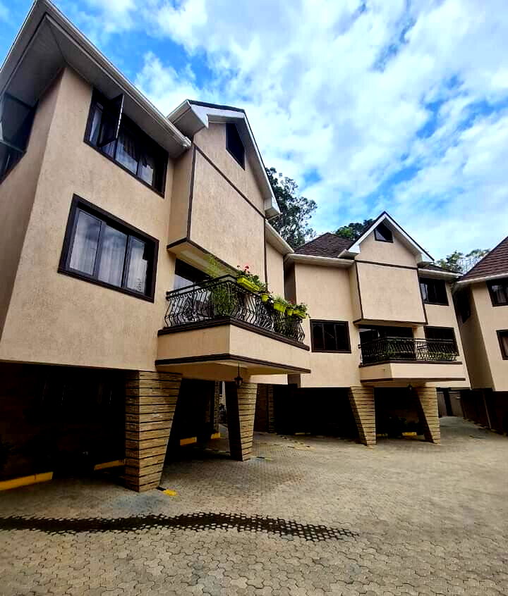 Newly Built 4-Ensuite Townhouse with Garden - Muthangari, Lavington