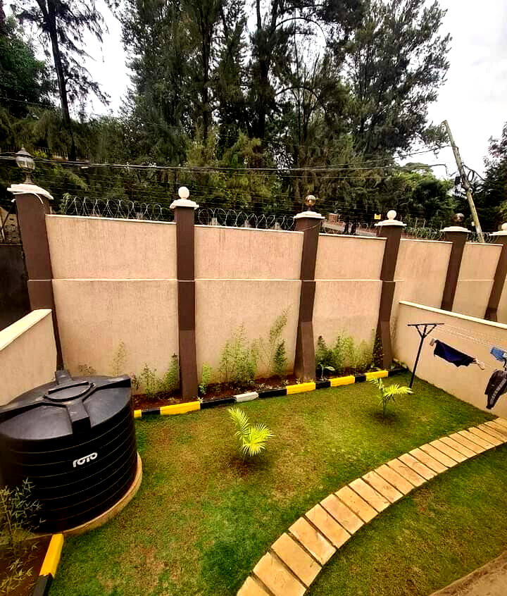 Newly Built 4-Ensuite Townhouse with Garden - Muthangari, Lavington