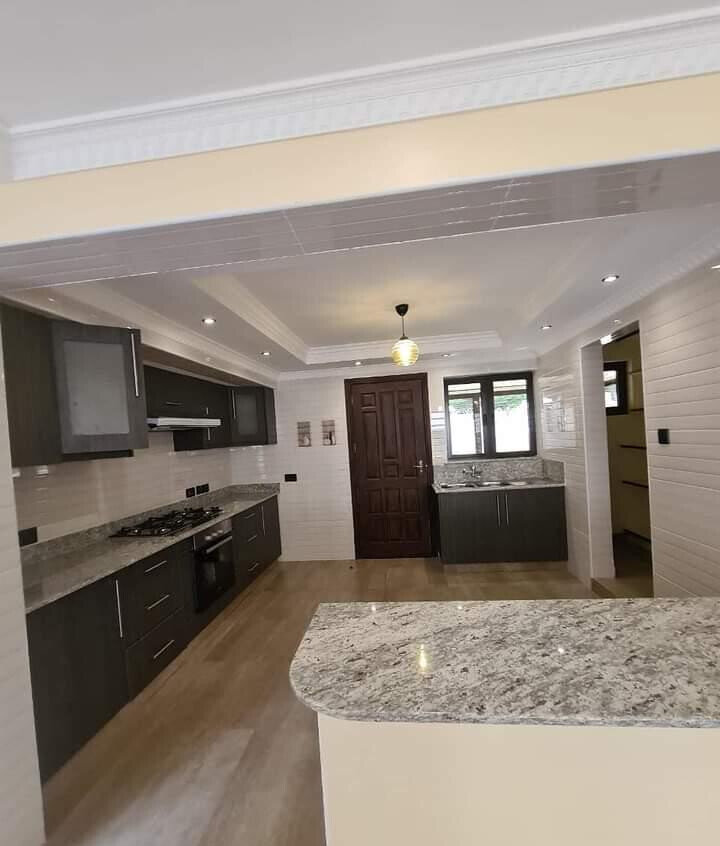 Newly Built 4-Ensuite Townhouse with Garden - Muthangari, Lavington
