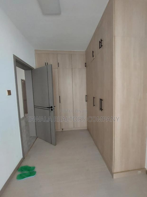 2bdrm Apartment in Lavington for sale